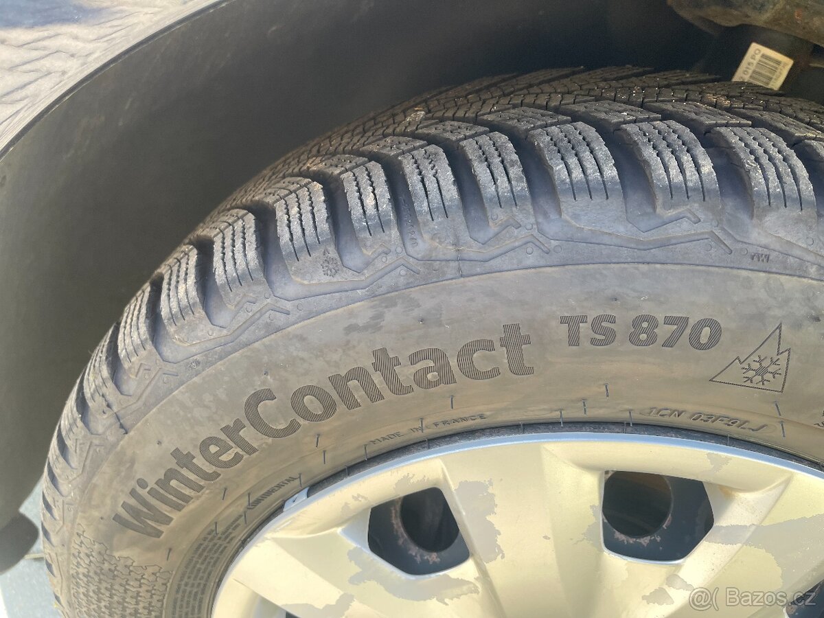 Volkswagen Touran, 7 místný, 1,6 TDI, 77 Kw, r.v. 2015 - 14