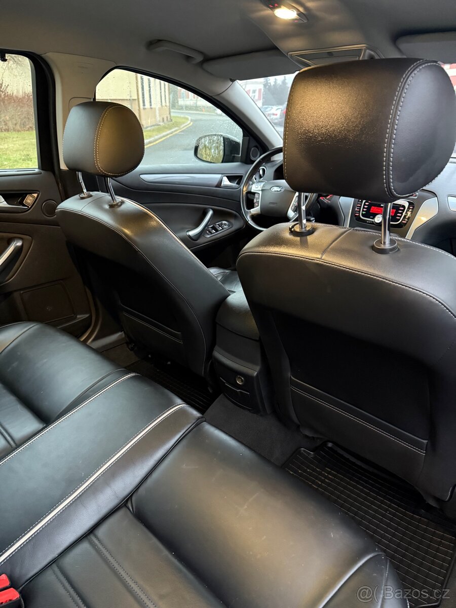 Ford Mondeo 1,6 TDI, auta na splátky bez registru - 14