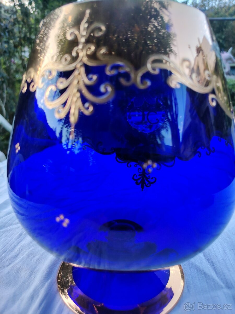Velké modré skleněné číše - 14