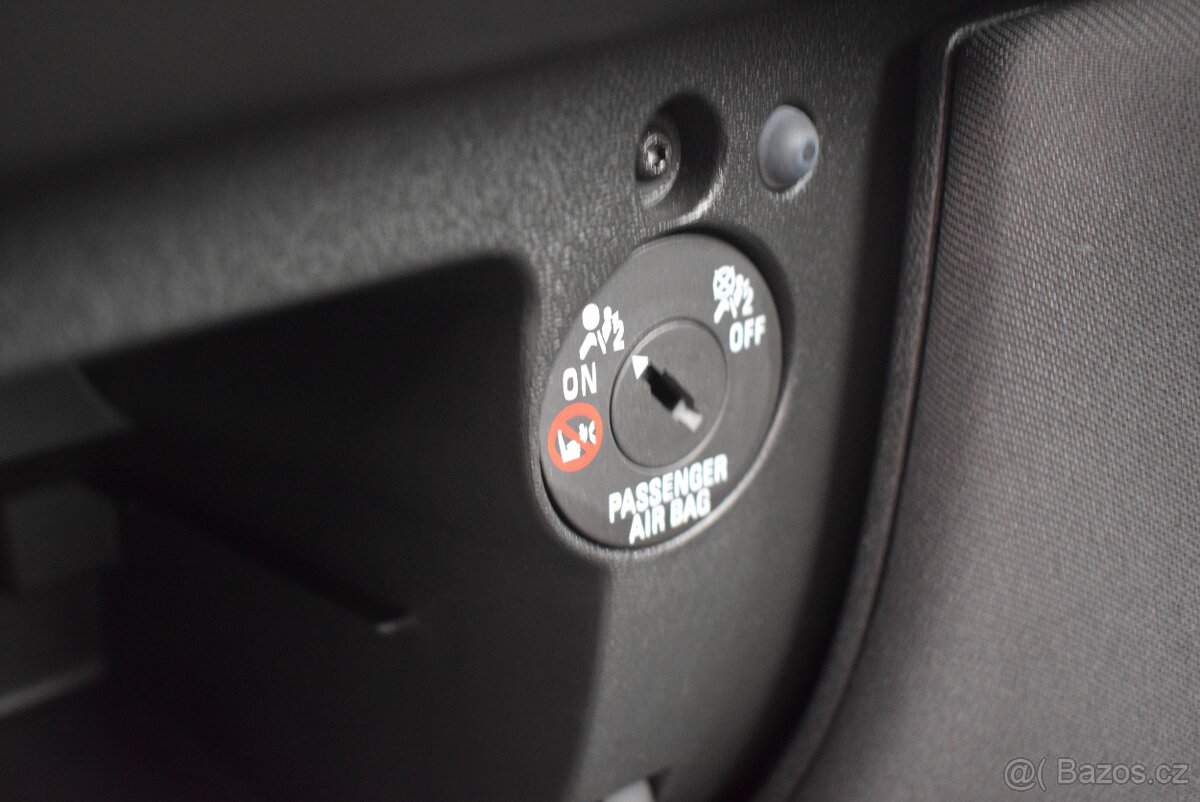 Opel Corsa Van 1,2 i NOVÉ ČR,SUPER STAV - 14