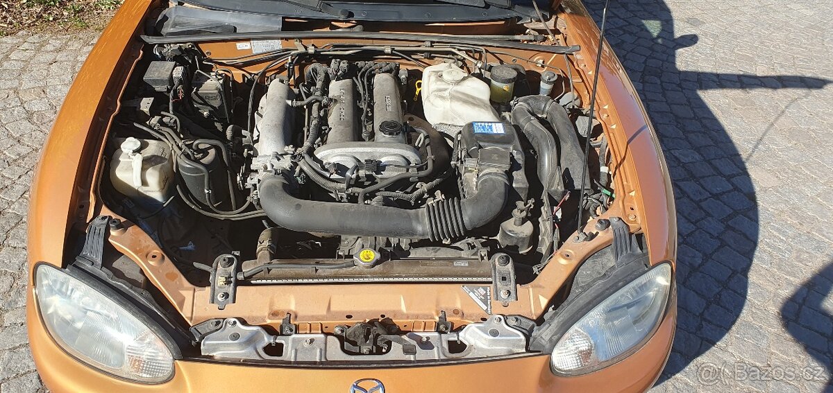 Mazda MX-5 1.6 81kw NB velice zachovalá - 14