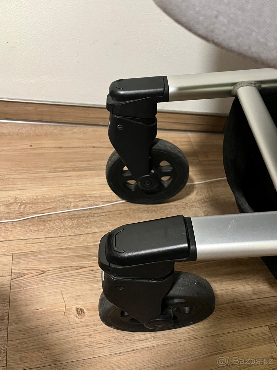 Joolz Hub dvojkombinace s cocoonem - 14