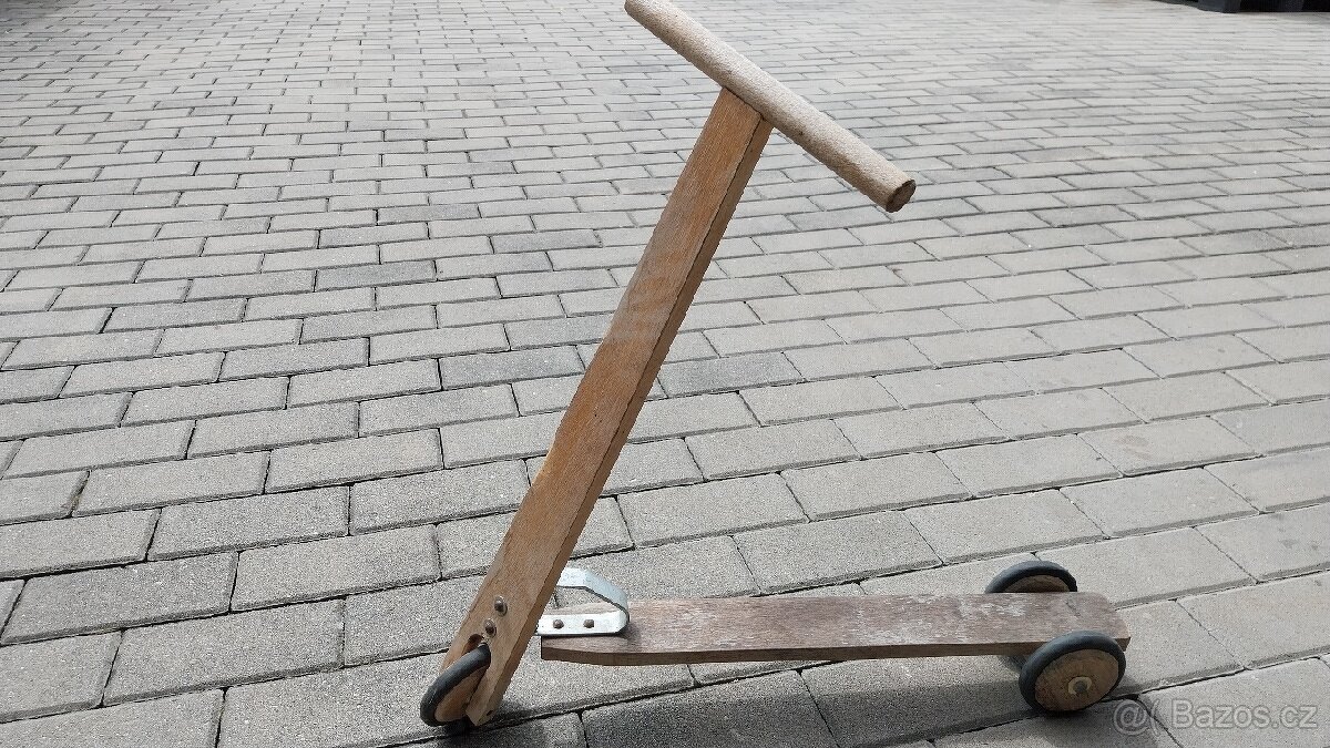 Retro sběratelské hračky,auta,stavebnice,koloběžky - 14