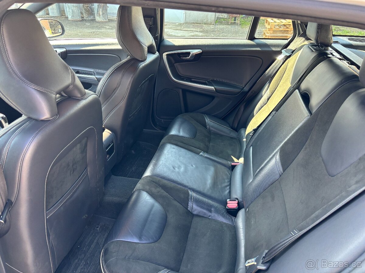 Volvo V60 2.0 D3 110kw R-Design 2016 DPH - 14