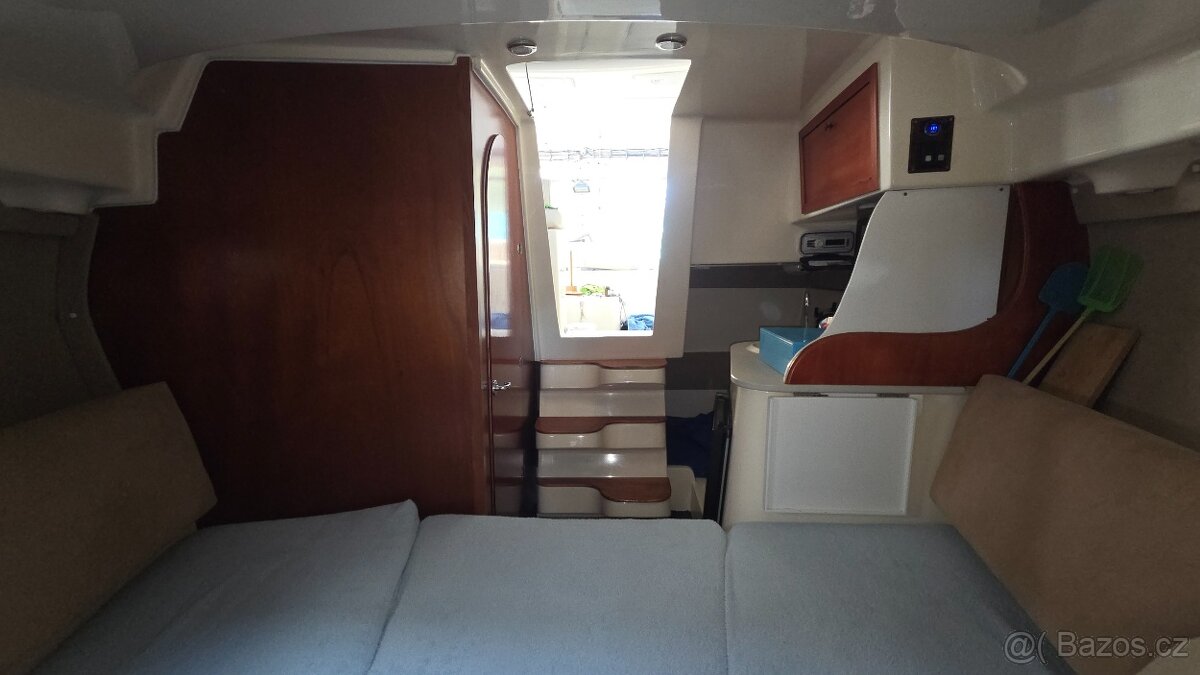 LOĎ ITALMAR, CABIN 23 + motor 225hp + dvouosí vlek - 14