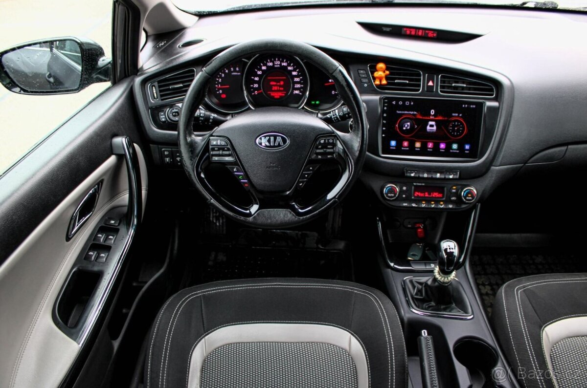 Kia Ceed 1.6 CRDi Platinum - 14