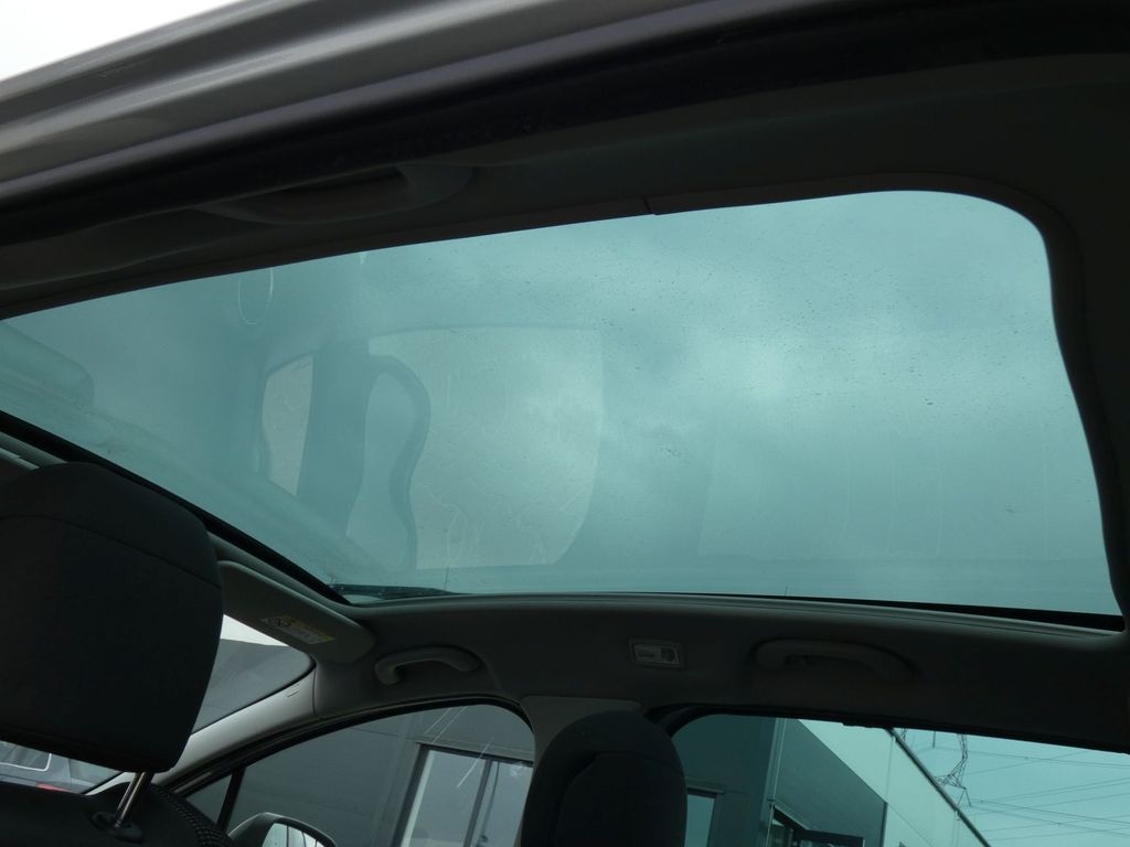 Peugeot 5008 2.0 HDI Allure, panorama - 14
