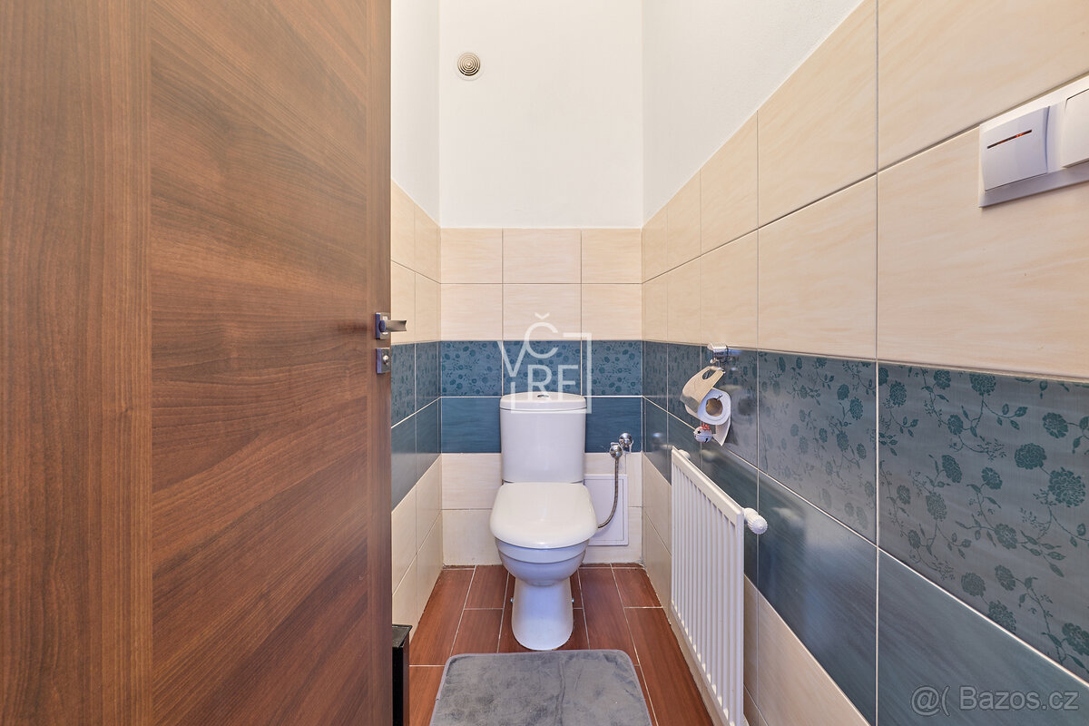 Prodej zánovního vícegeneračního rodinného domu v Brozanech - 14