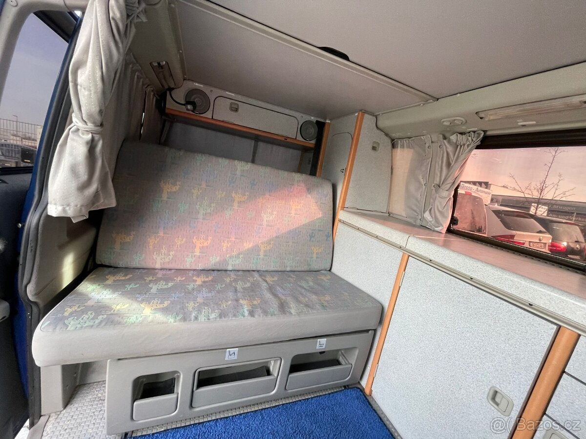 T4 California Coach - 14