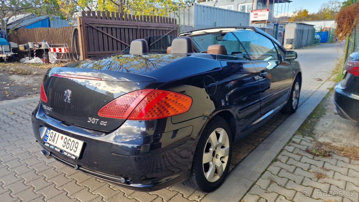 Peugeot 307CC Cabrio s pevnou střechou. 2.0i 100kw - 14