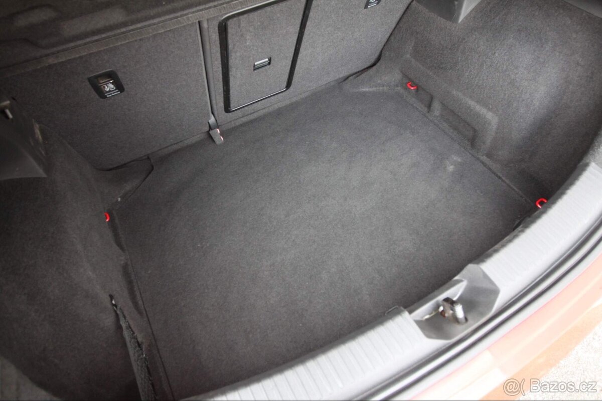 LEON CUPRA 280,2.0TSI-206kw,6st.m,FullLED,Navi,SVOR,2016 - 14