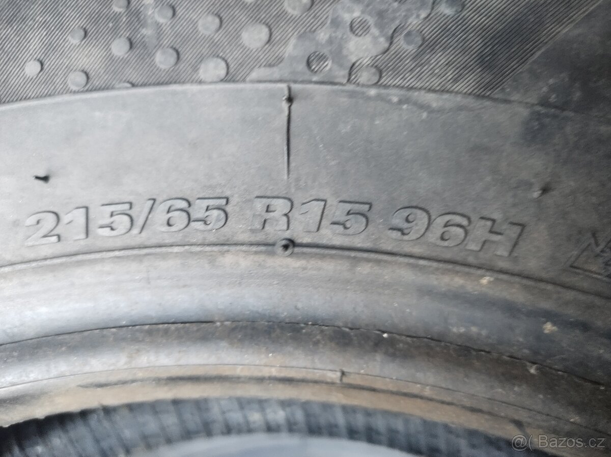 215/65 R15 M+S zimní pneu 2kusy vysoký vzorek 8mm - 14