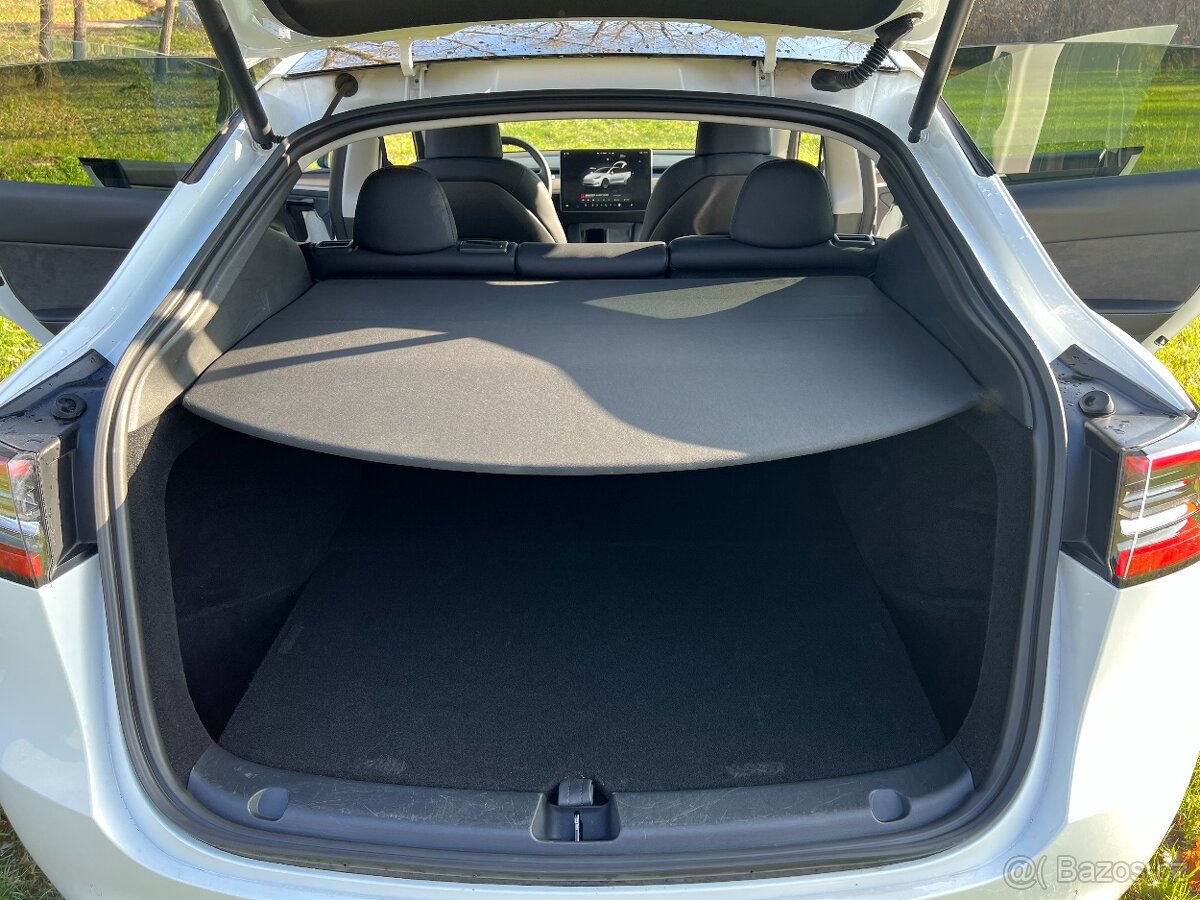 Tesla model Y LR Boost Ryzen Tažný - 14