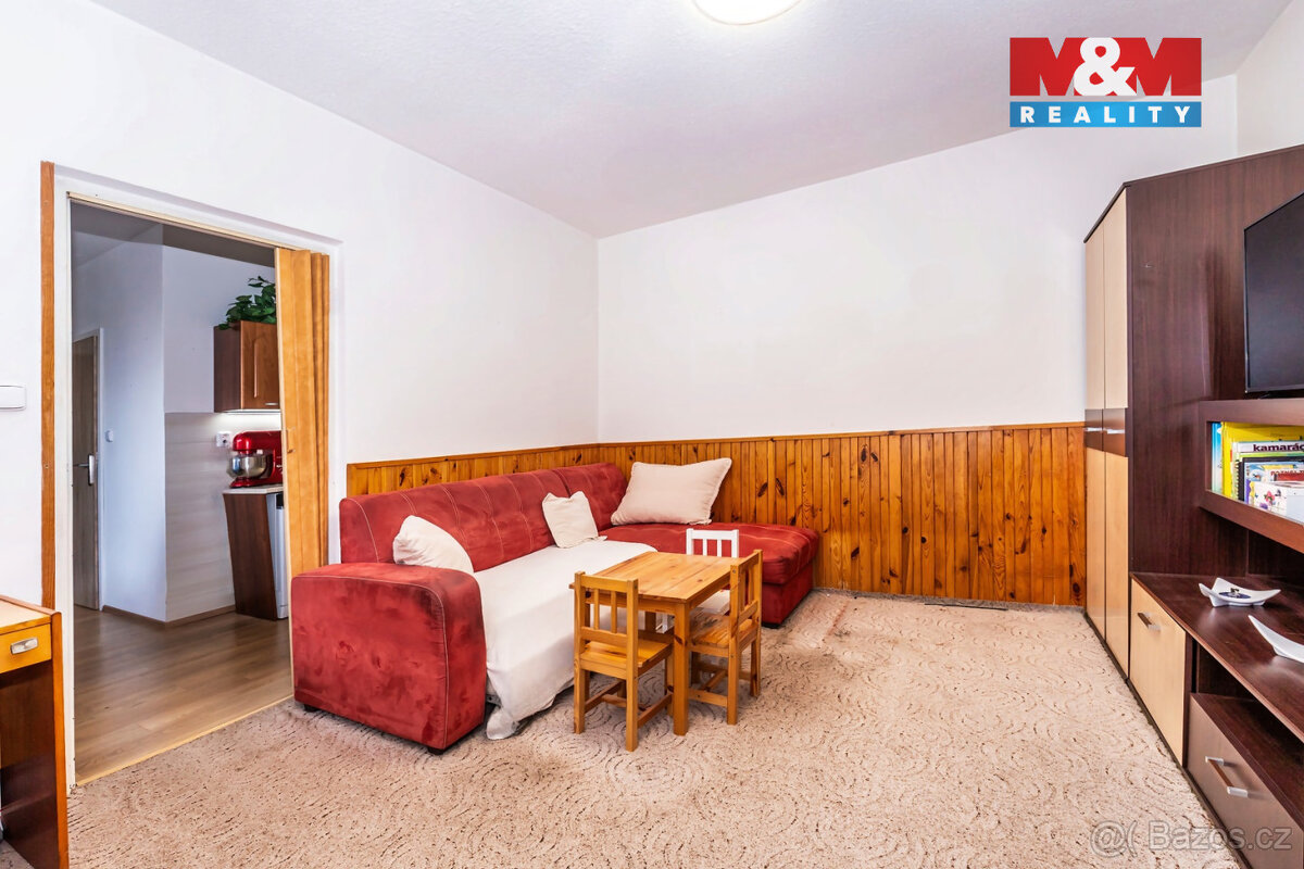 Prodej bytu 3+1, 69 m², Znojmo, ul. Aninská - 14