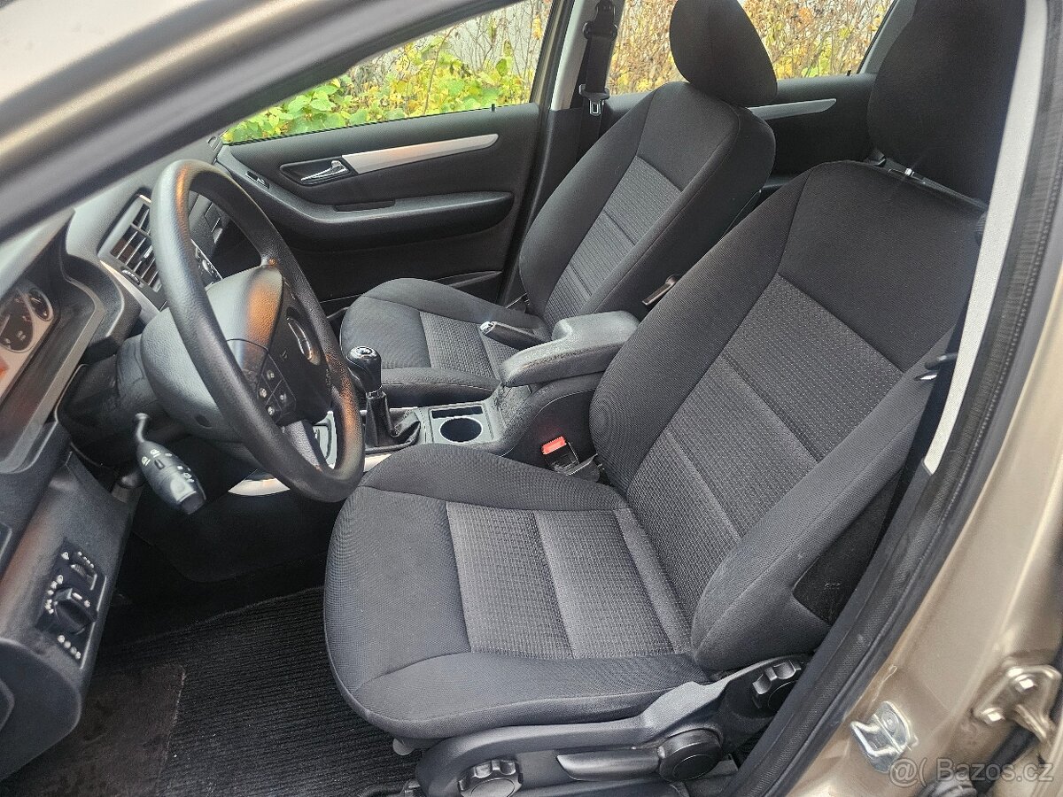 Prodám MERCEDES-BENZ B200 100KW benzín rok.v.10/2007 - 14