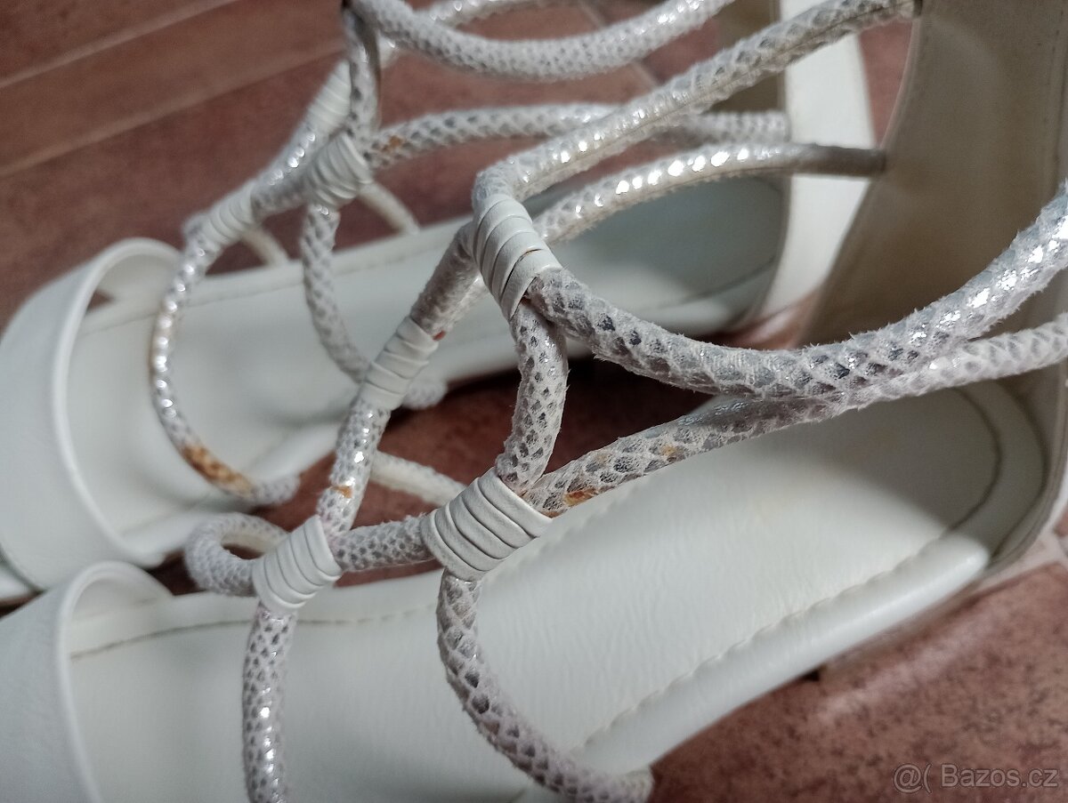 Dámské značkové a neznačkové boty - 14