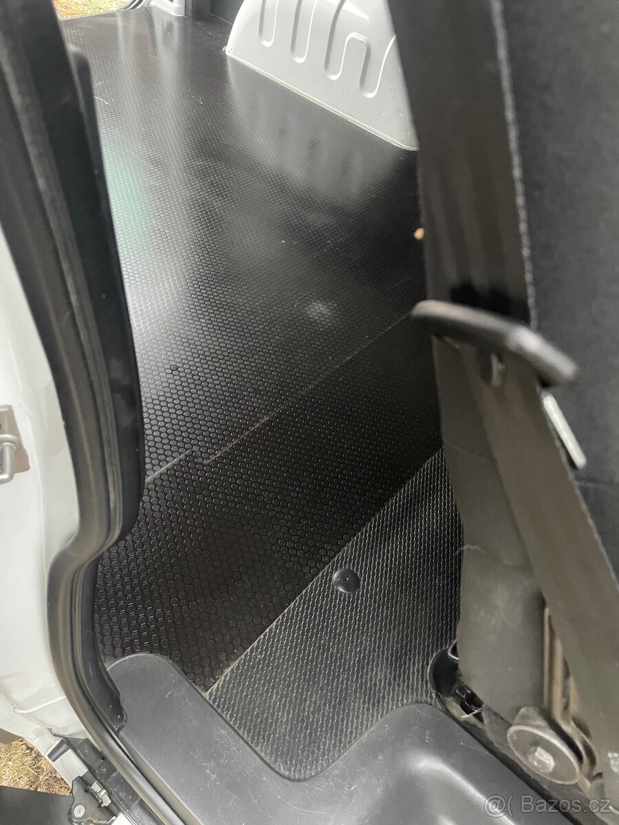 Renault Trafic 2.0 Dci , 150 k . - 14