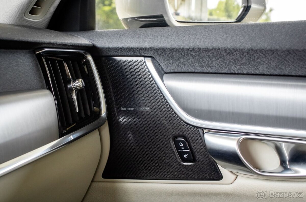 Volvo V90 D4 Inscription D4 - TOP výbava - 14