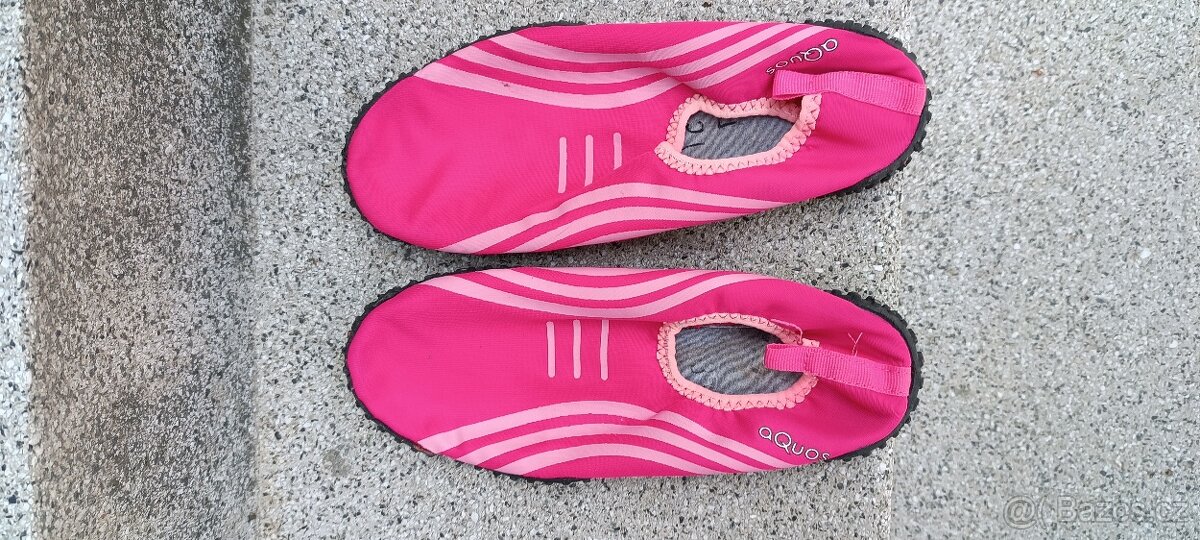 Prodám boty, sandály, boty do vody, crocsy - 14