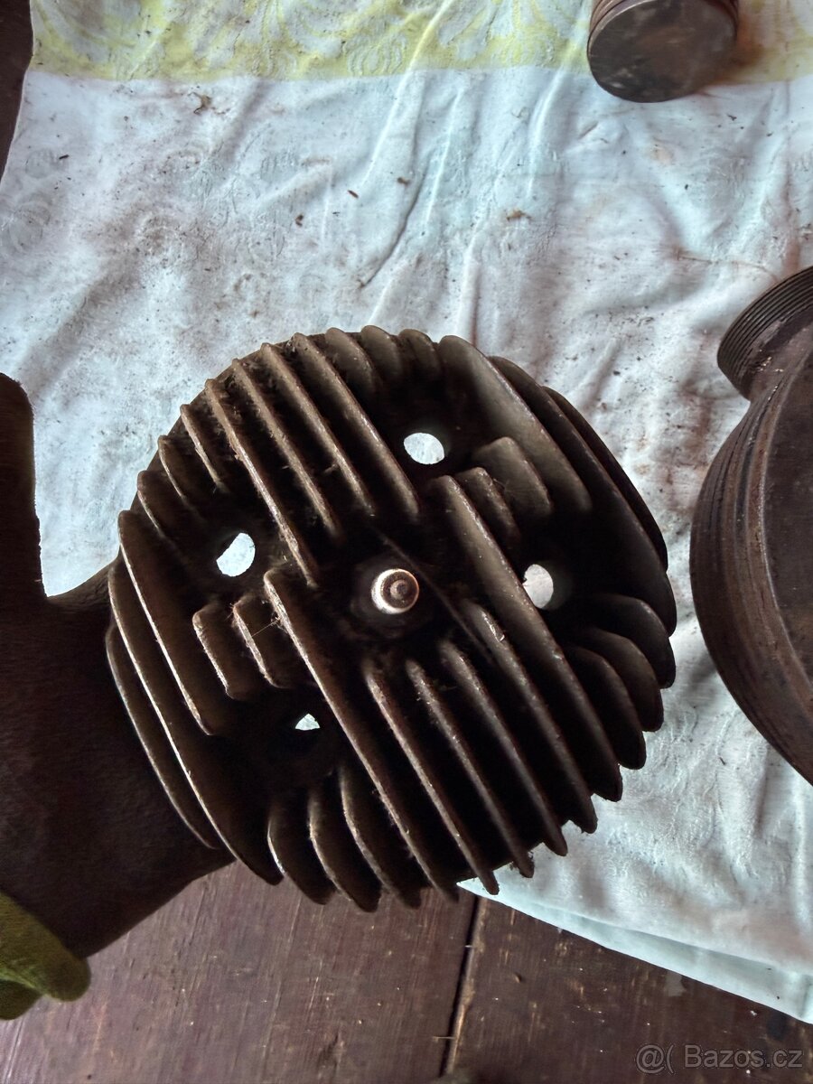 Jawa 250/353 - válec a hlava - 14