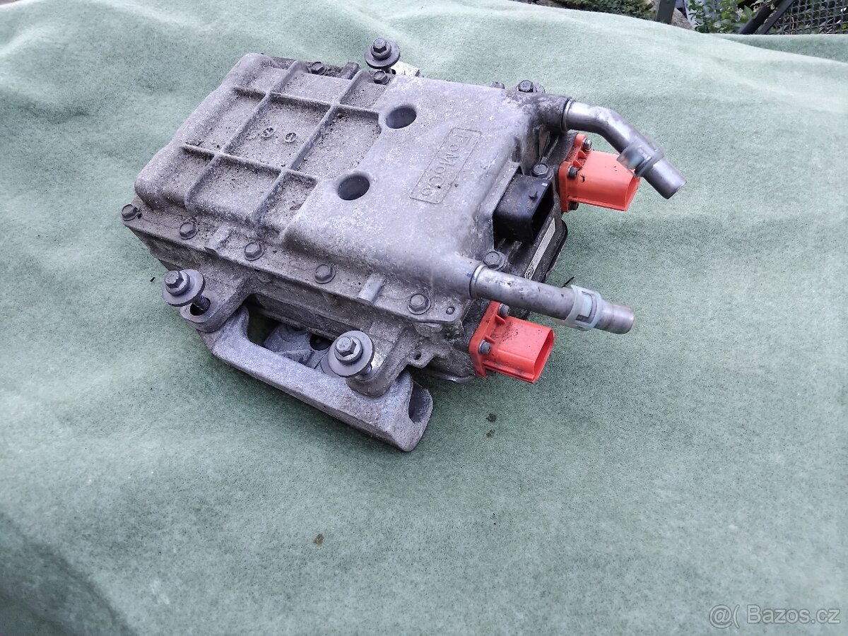 ford kuga lll 2.5 hybrid 2020 -2024 - 14