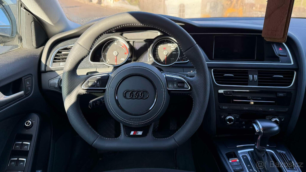 VOLANT AUDI KOŽENÝ ZKOSENY RS PADLA PERFOROVANA KUZE - 14