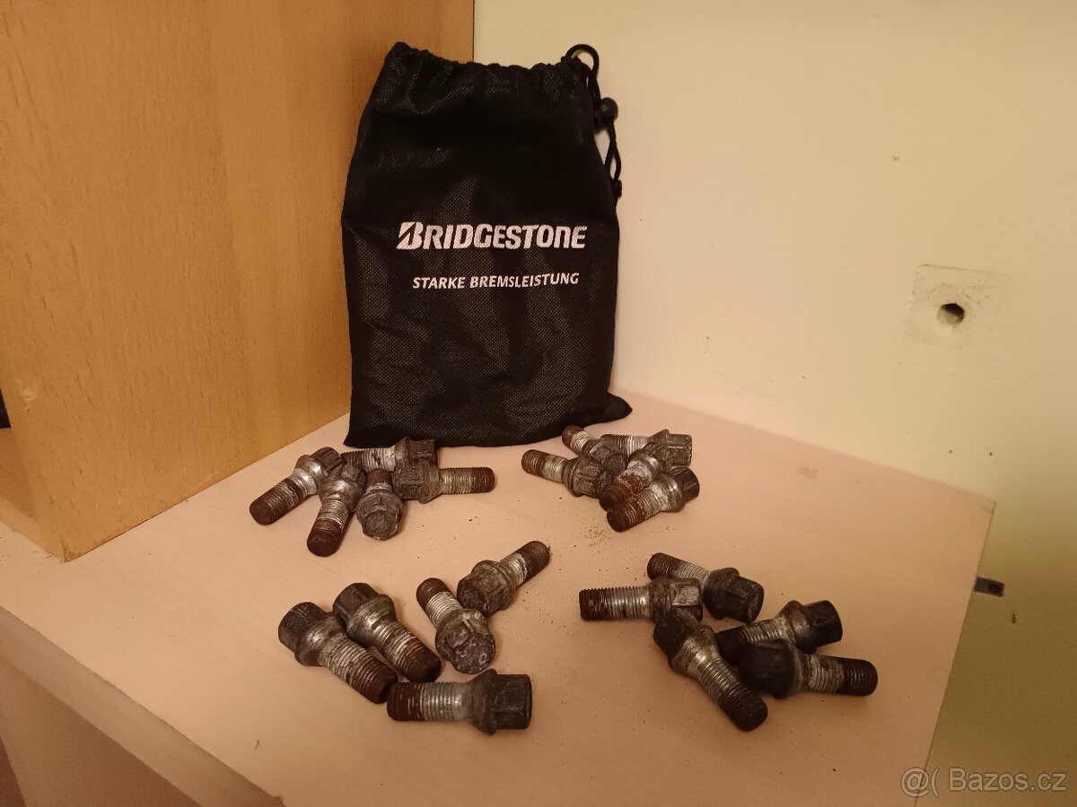 18" Msw by OZ ALU kola 5x112. Zimní - 14