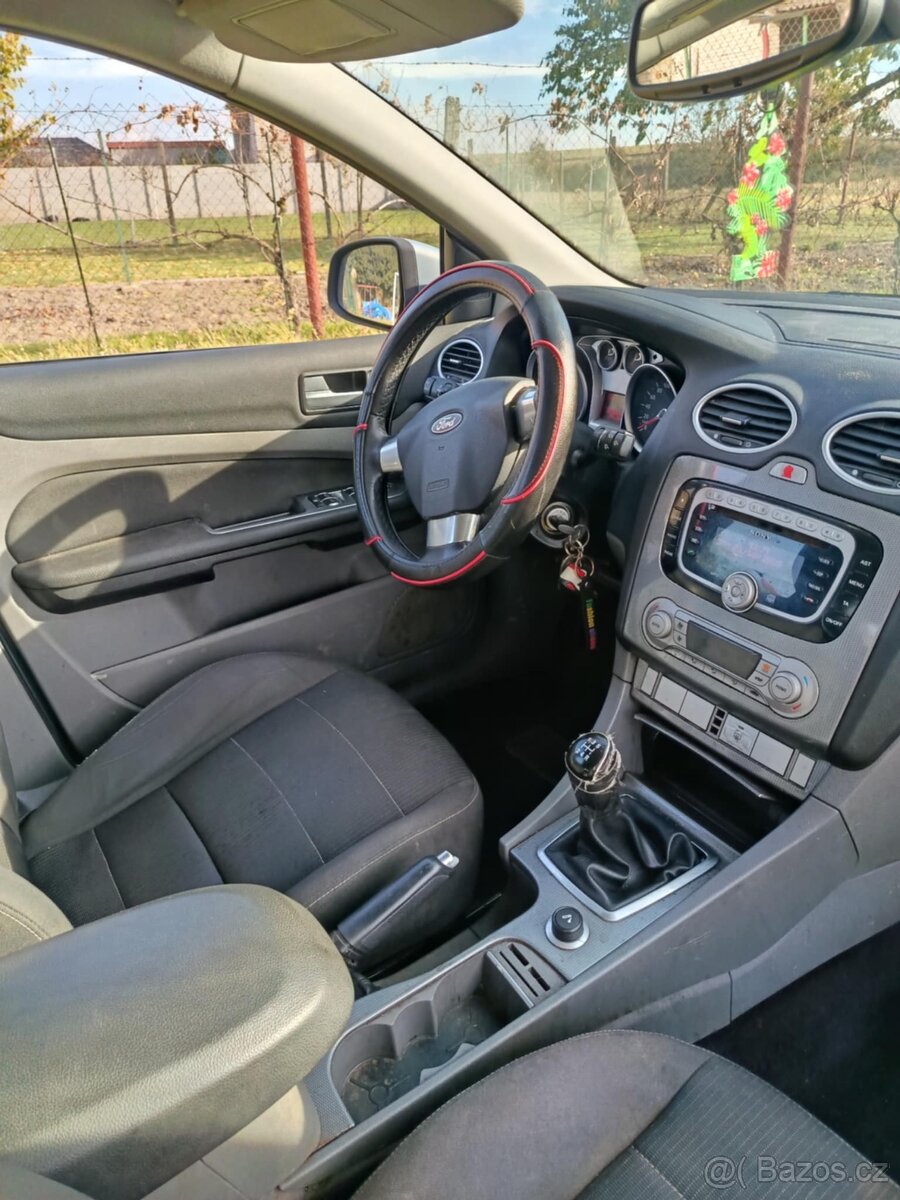 Ford focus 1.6tdci TOP CENA - 14