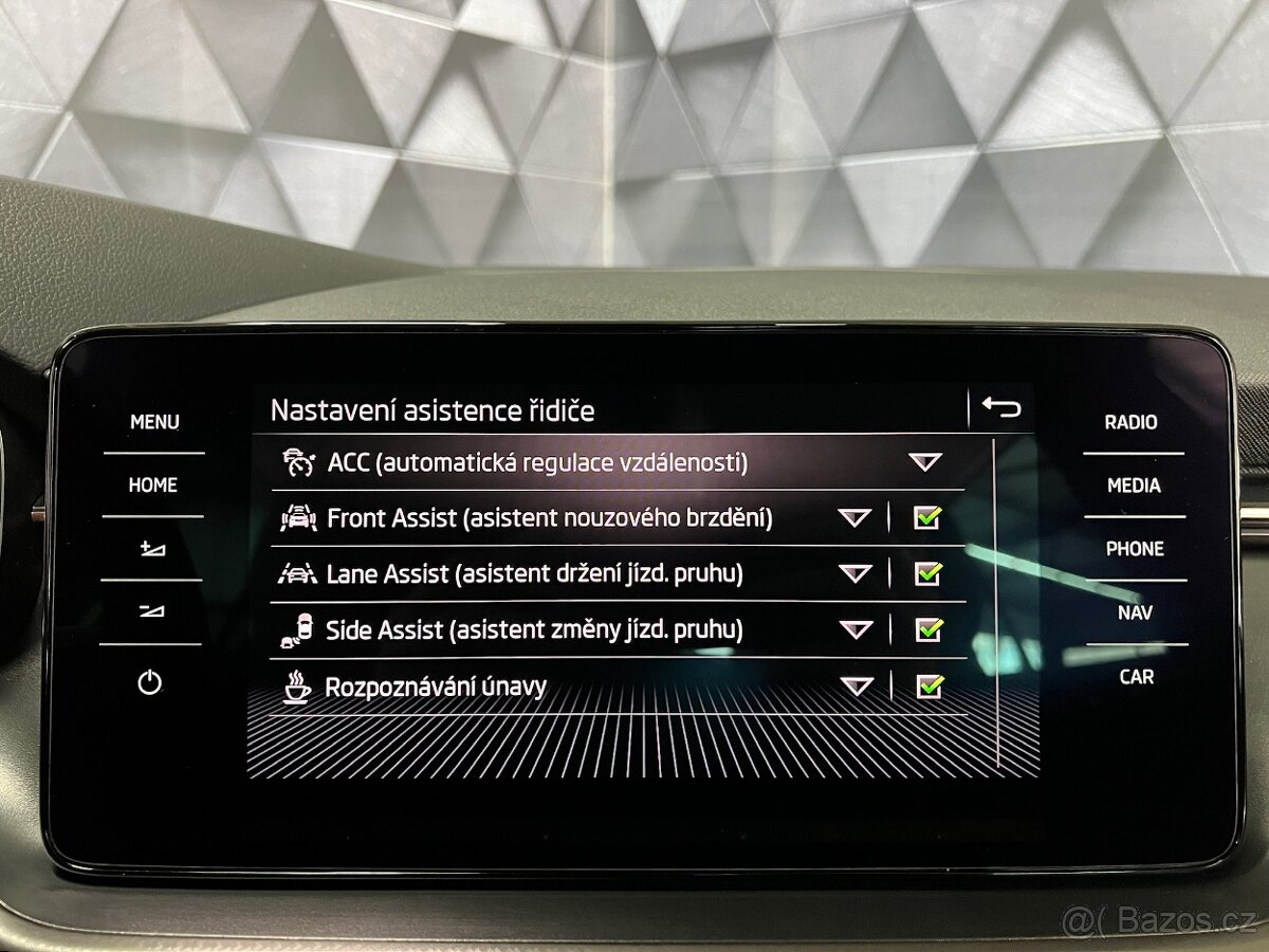 Škoda Scala 1,5 TSI DSG STYLE, VIRTUAL, TAŽNÉ - 14