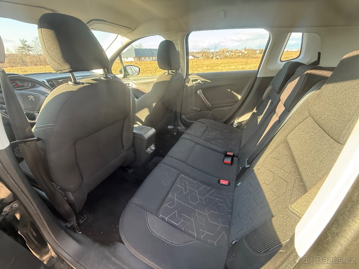 Peugeot 2008 1,2 benzin stk 05/2027 - 14