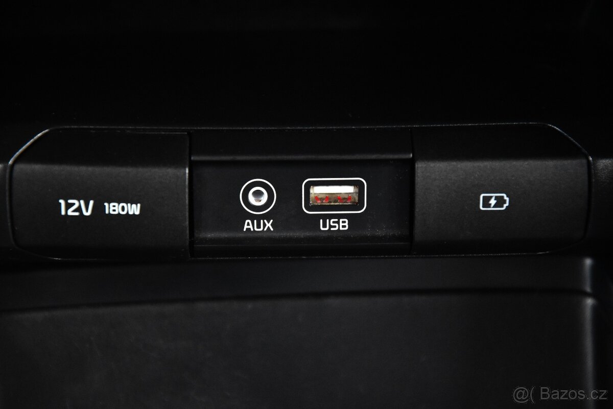 Kia Ceed 1.6 CRDi COMFORT SW, KLIMA, TEMP, ALU, ČR, ODP.DPH - 14