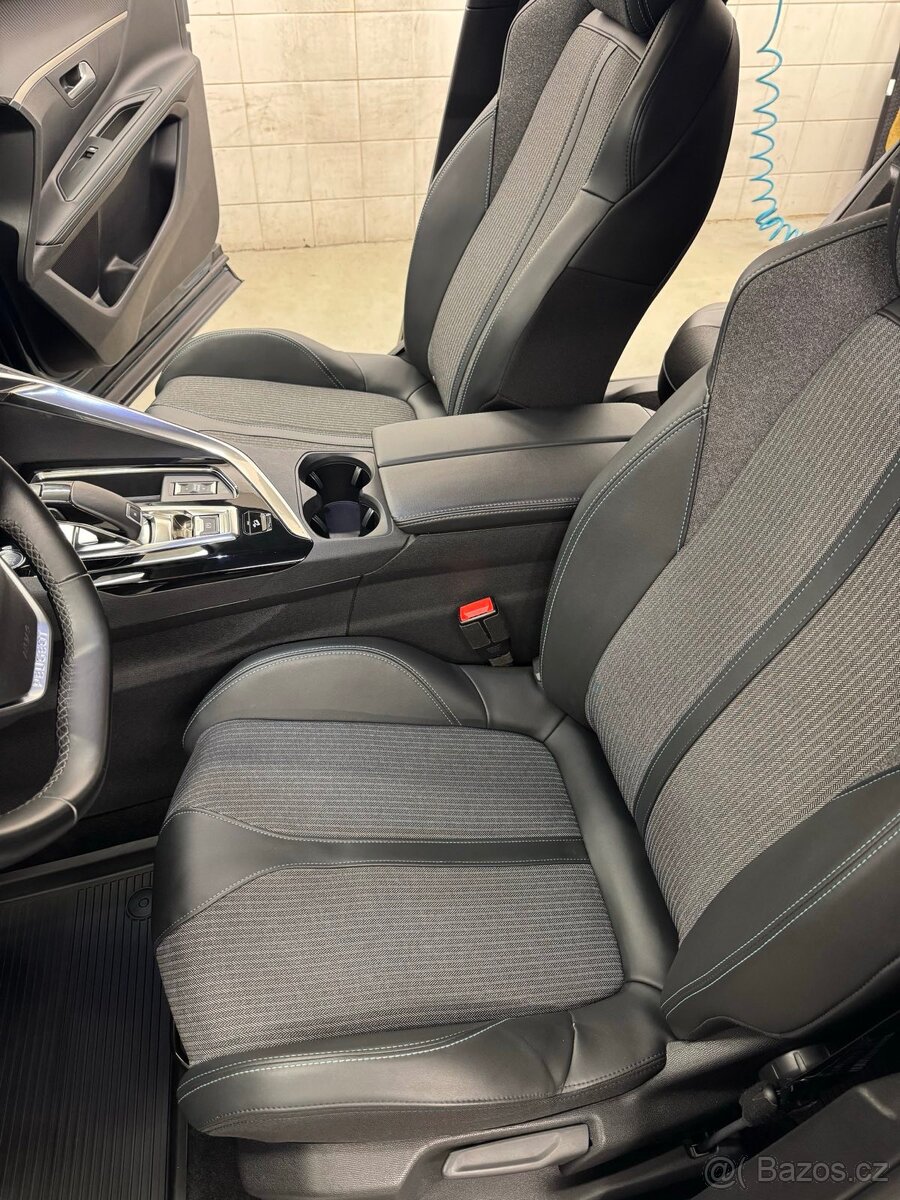 Peugeot 3008 ALLURE 1.2 PureTech 130 S&S EAT8 - 14