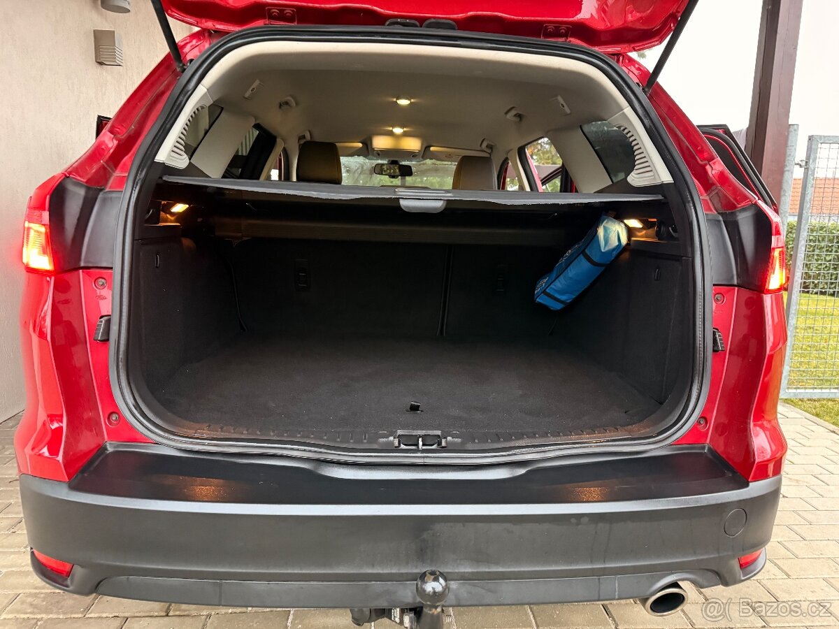 Ford Focus combi 1.5 EcB 110kW manuál - 14