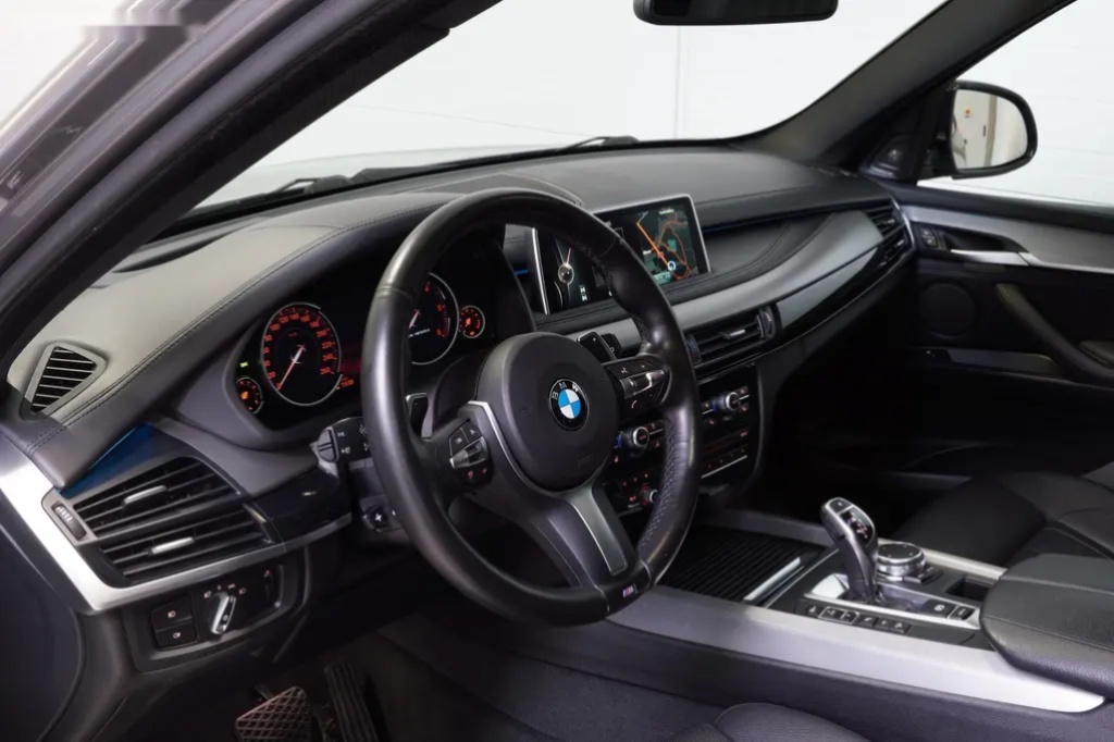 BMW X5, M50D,126000KM,HUD,PANO,SOFTCLO - 14