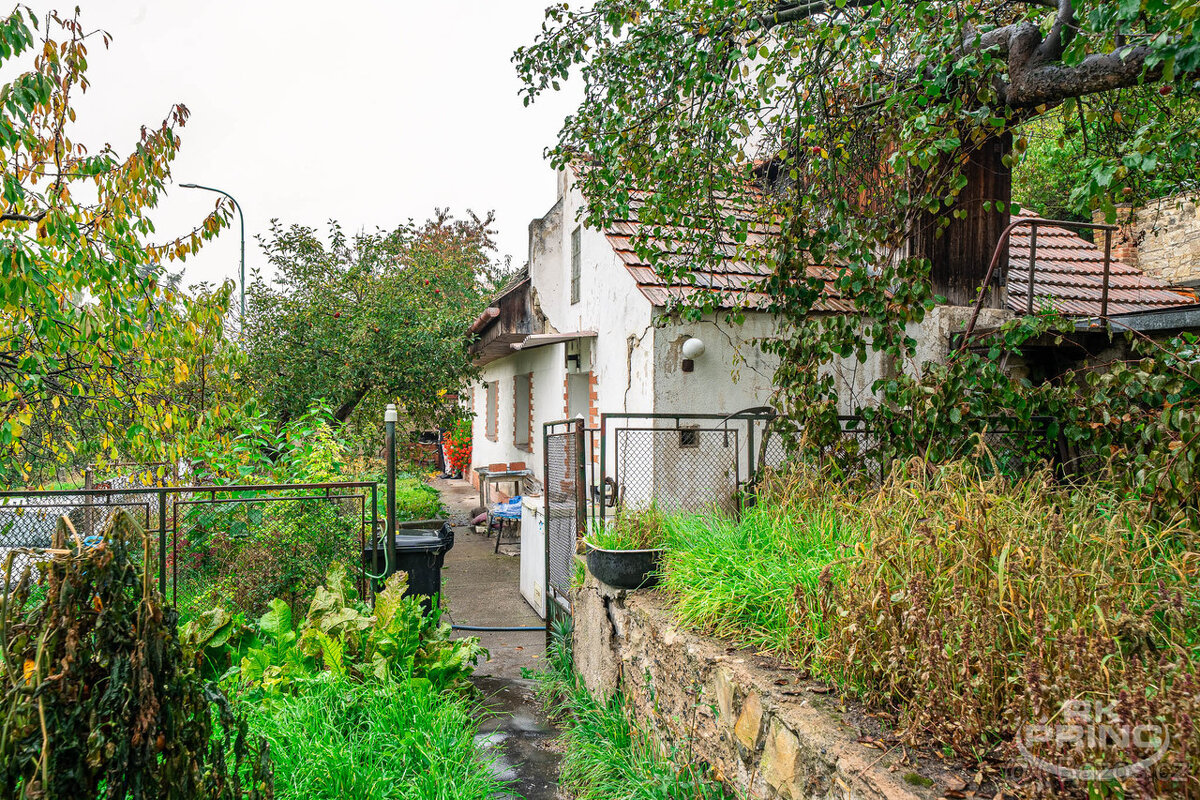 Prodej rodinný dům 2+1, na pozemku 582 m2, obec Jimlín, okr - 14