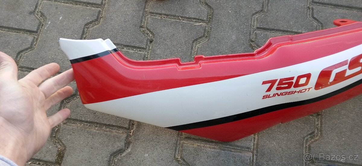 Suzuki GSX-R 750 - 14