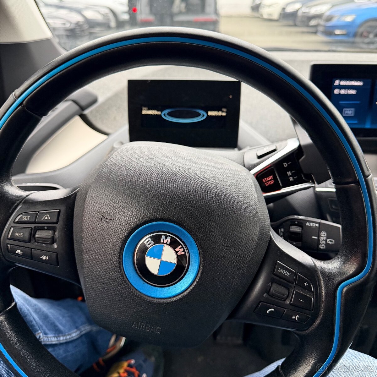 BMW i3, I3s elektro Ojeté, 8/2020, 202 085 km 340 000 Kč K - 14