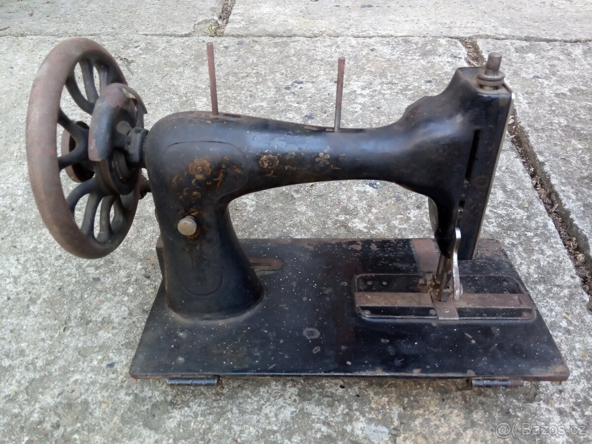 Šicí stroj Singer - 14