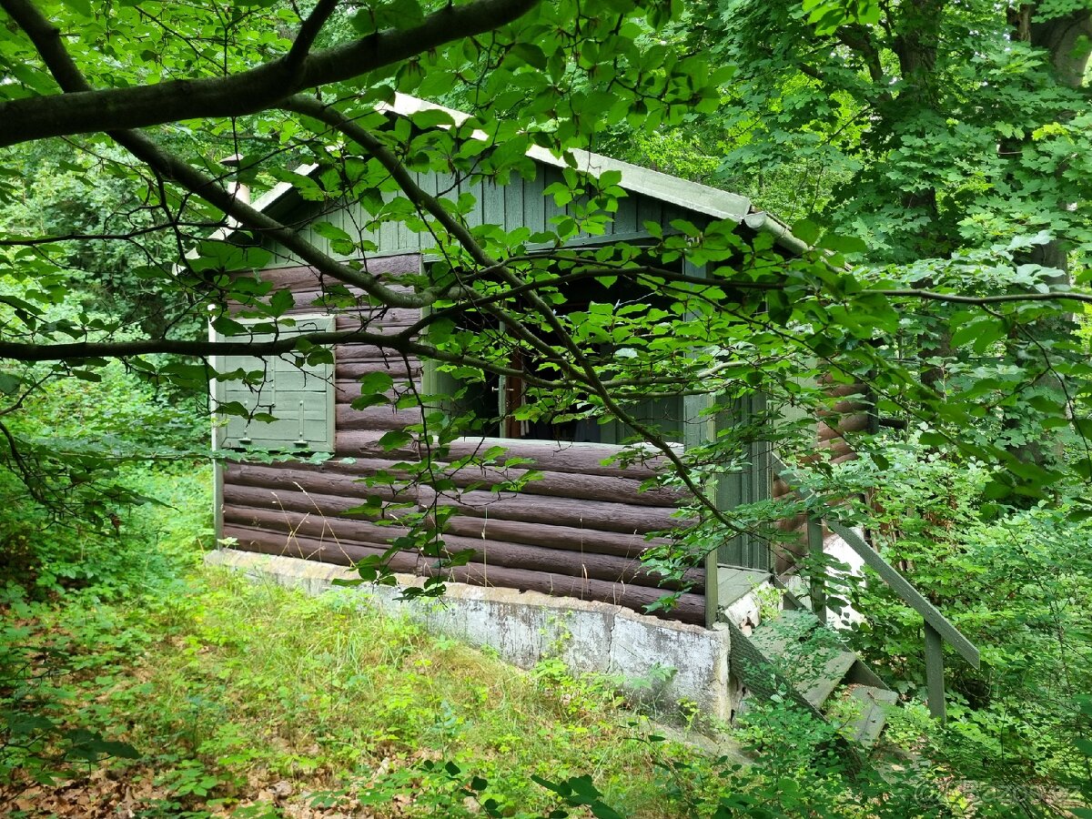 Prodej chaty v CHKO Železné hory - 14