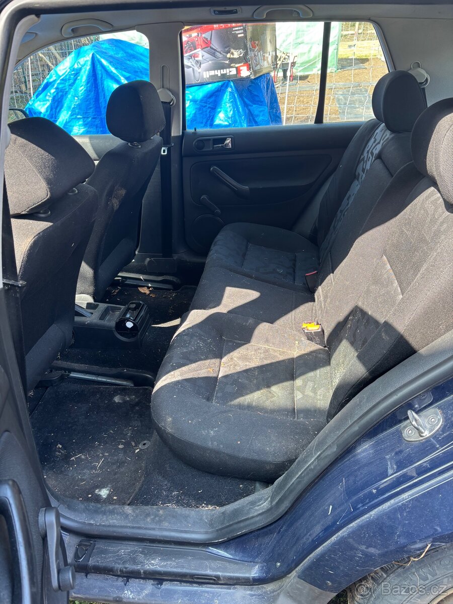 VOLKSWAGEN GOLF 4 1.4 - 14