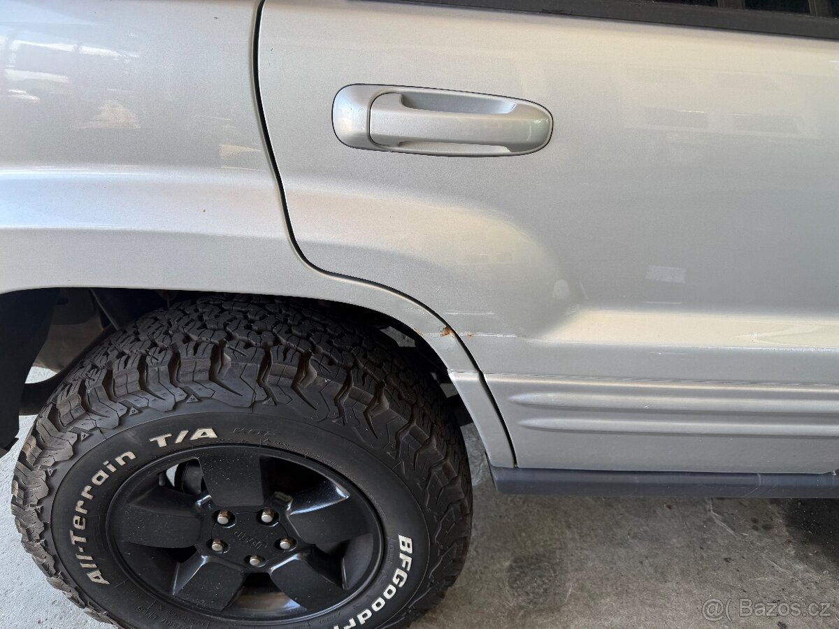 Jeep Grand Cherokee - 14