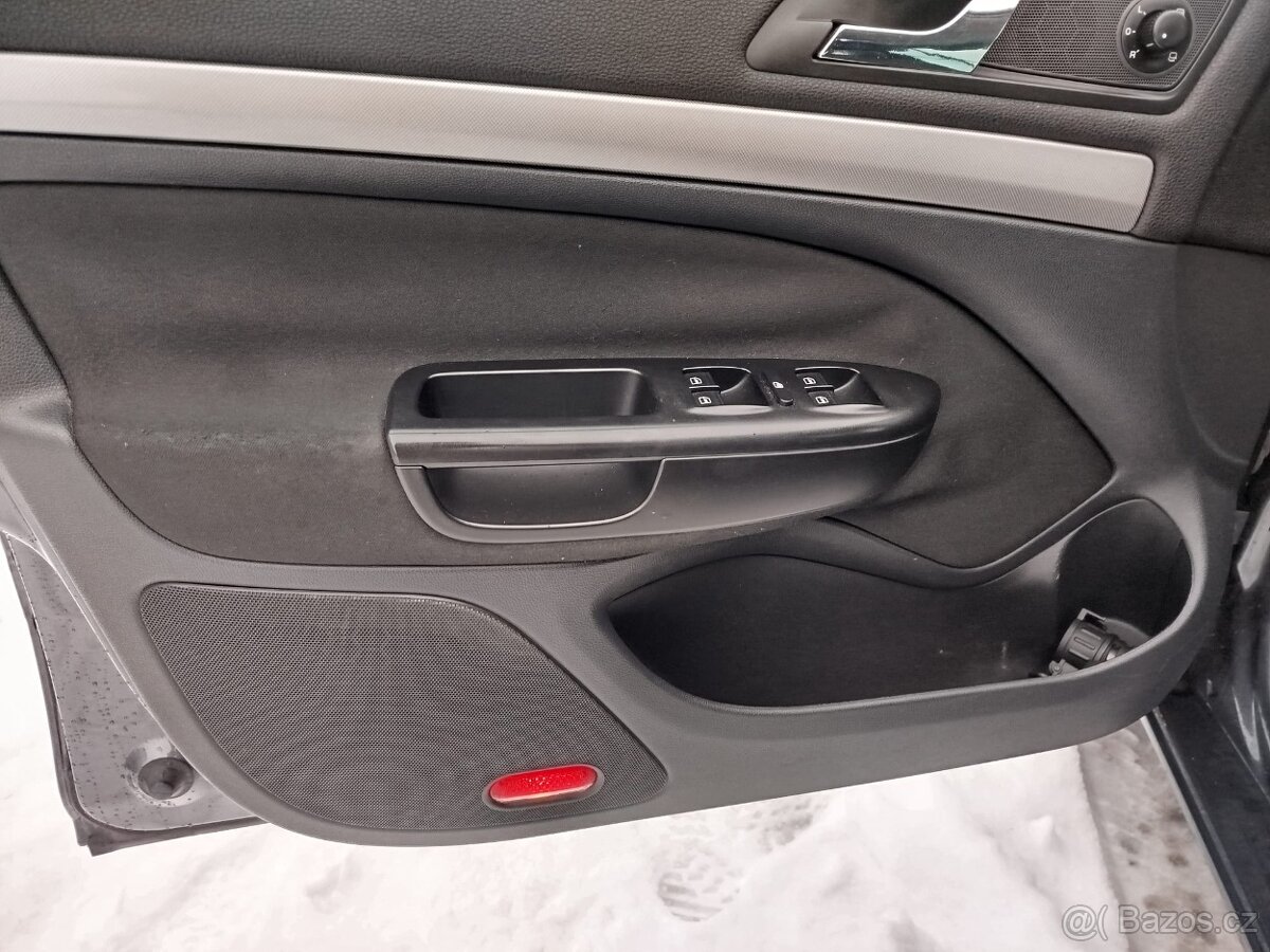 ŠKODA OCTAVIA COMBI 1.6 TDI...r.v.2010 - 14