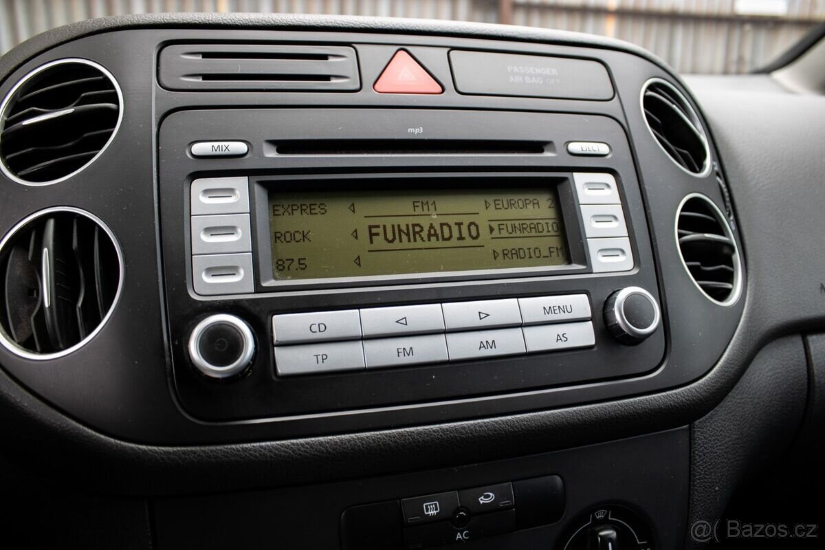Volkswagen Golf Plus 1.6 75kW (2008) - 14
