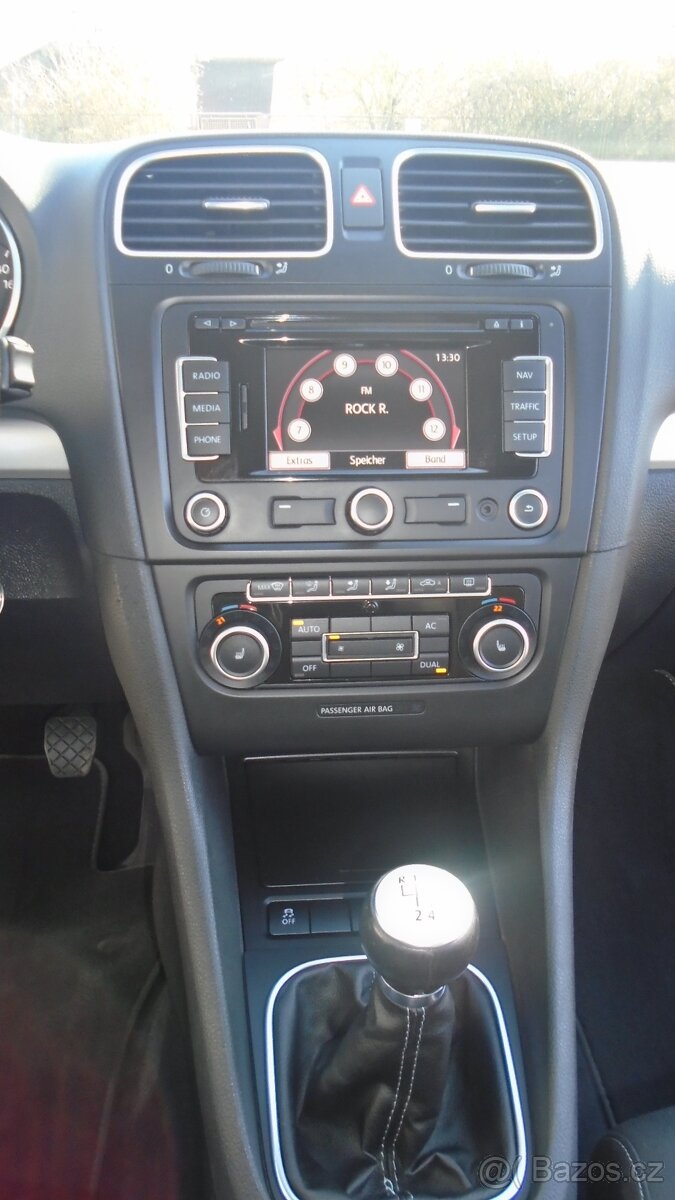 Volkswagen Golf, VI Team 1,6 TDI serviska Top 147 tkm. - 14