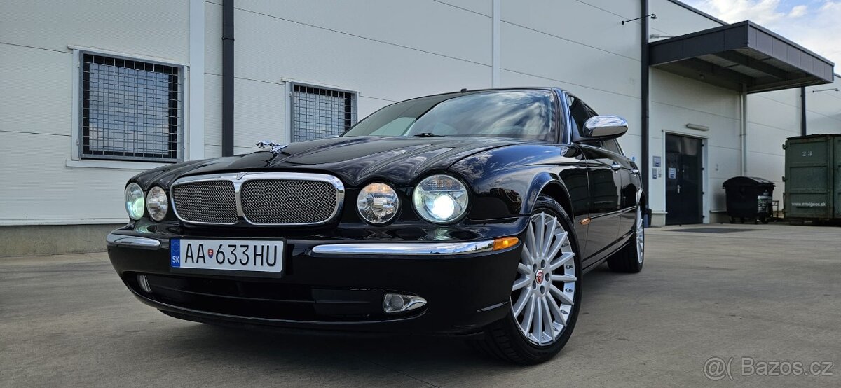 2005 Jaguar XJ8 L 4.2 V8 - 14