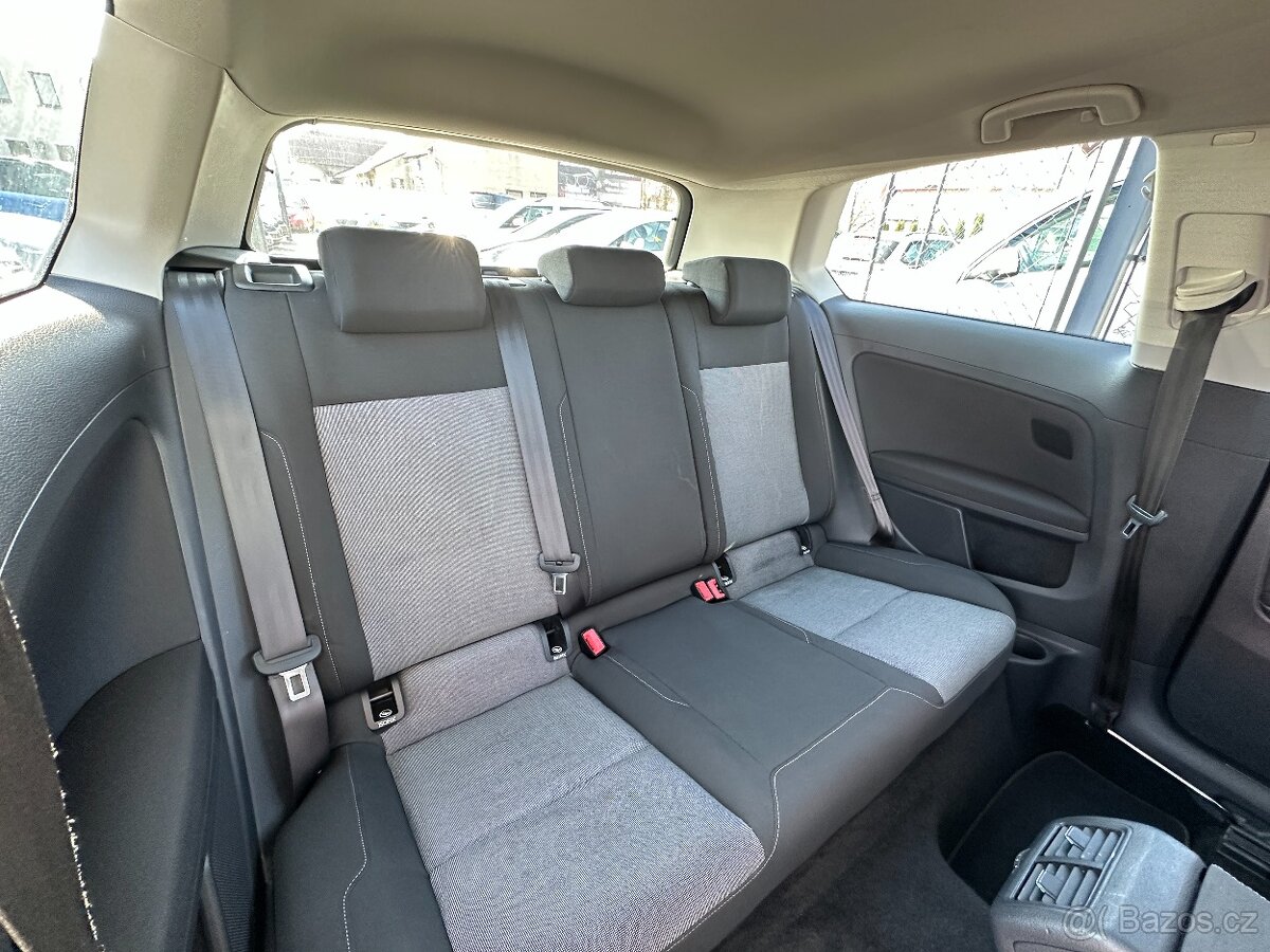 VW Golf 1,2 TSi P+Z Senzory, Klima - 14