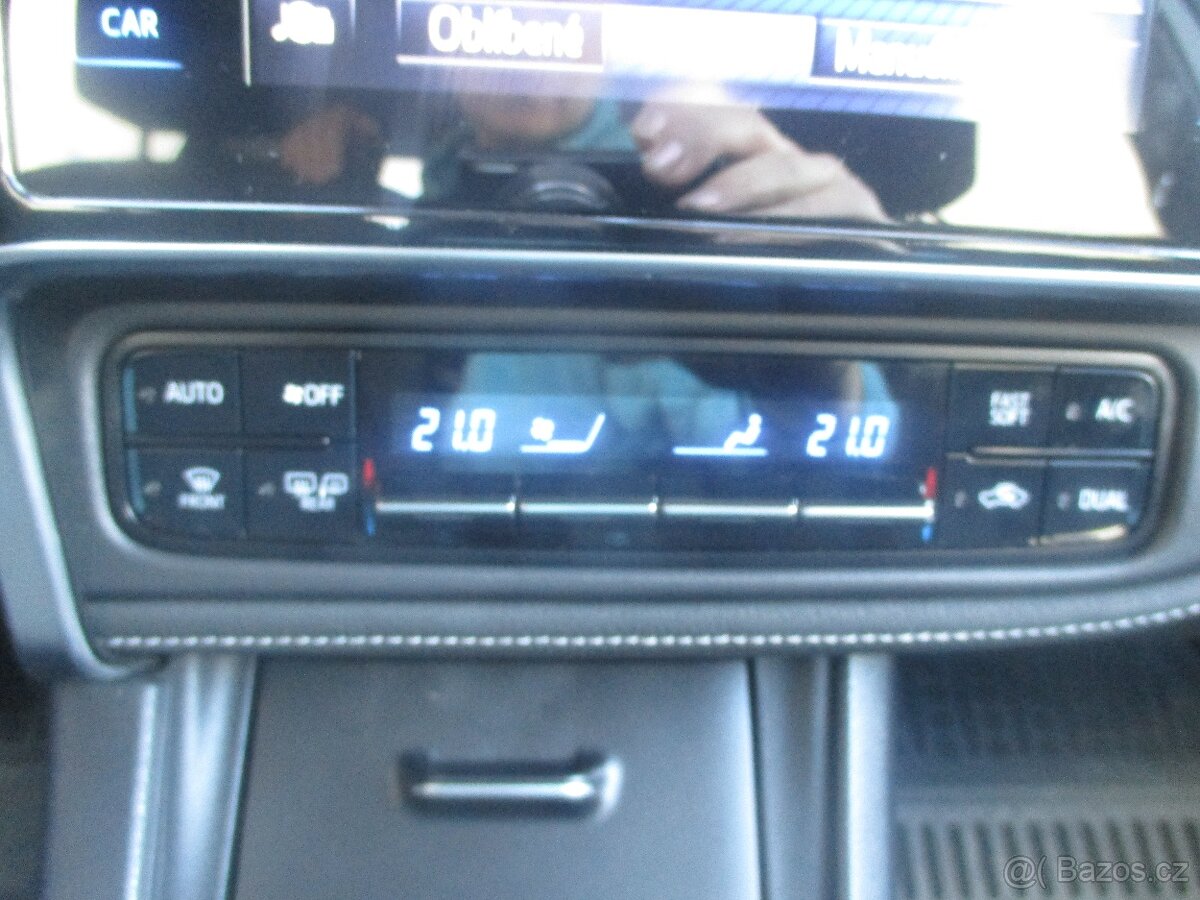 Toyota Corolla 1.6 VVTi ČR - 14