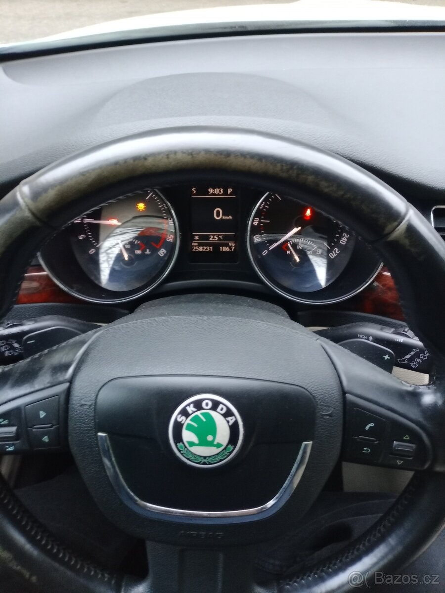 Škoda Superb combi 2.0TDi 125kW automat - 14
