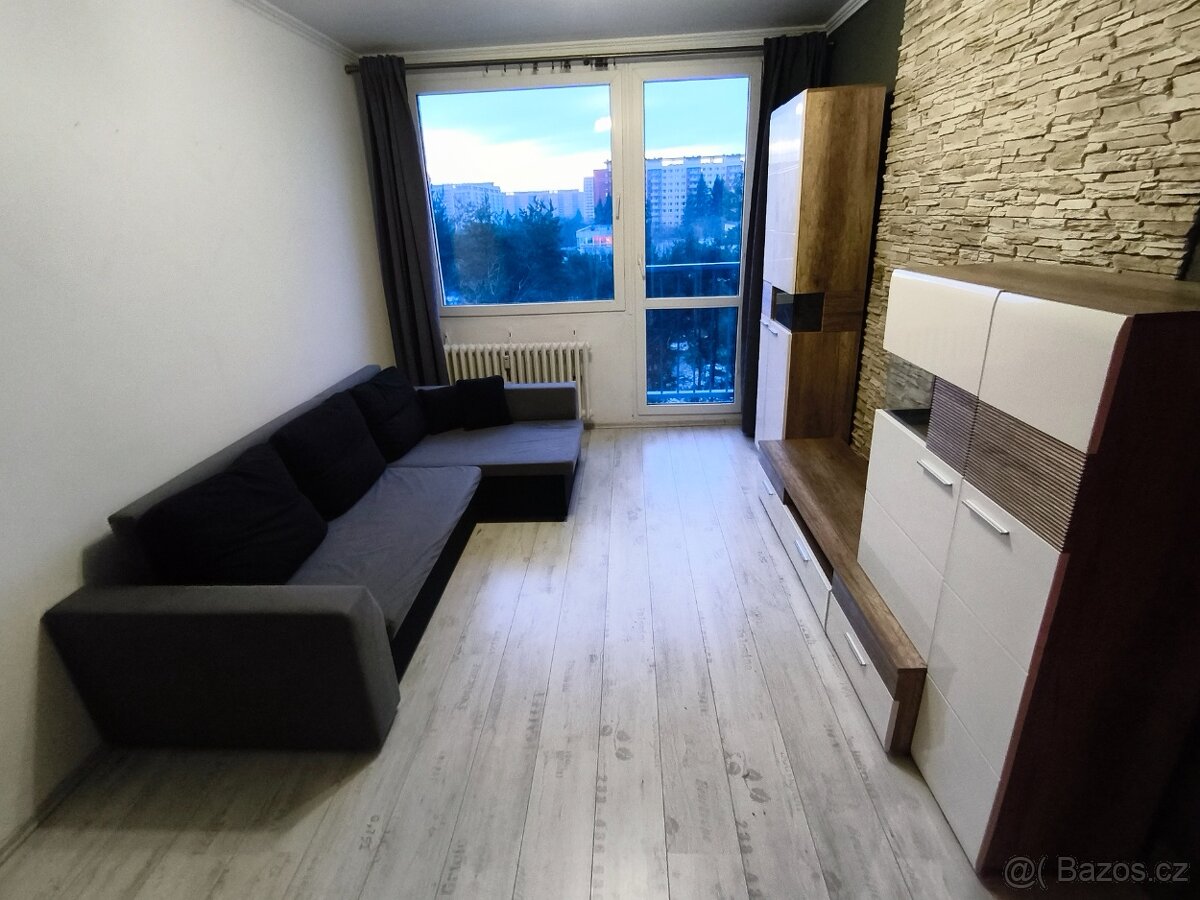 Nábytek dětský pokoj a obývací pokoj - 14