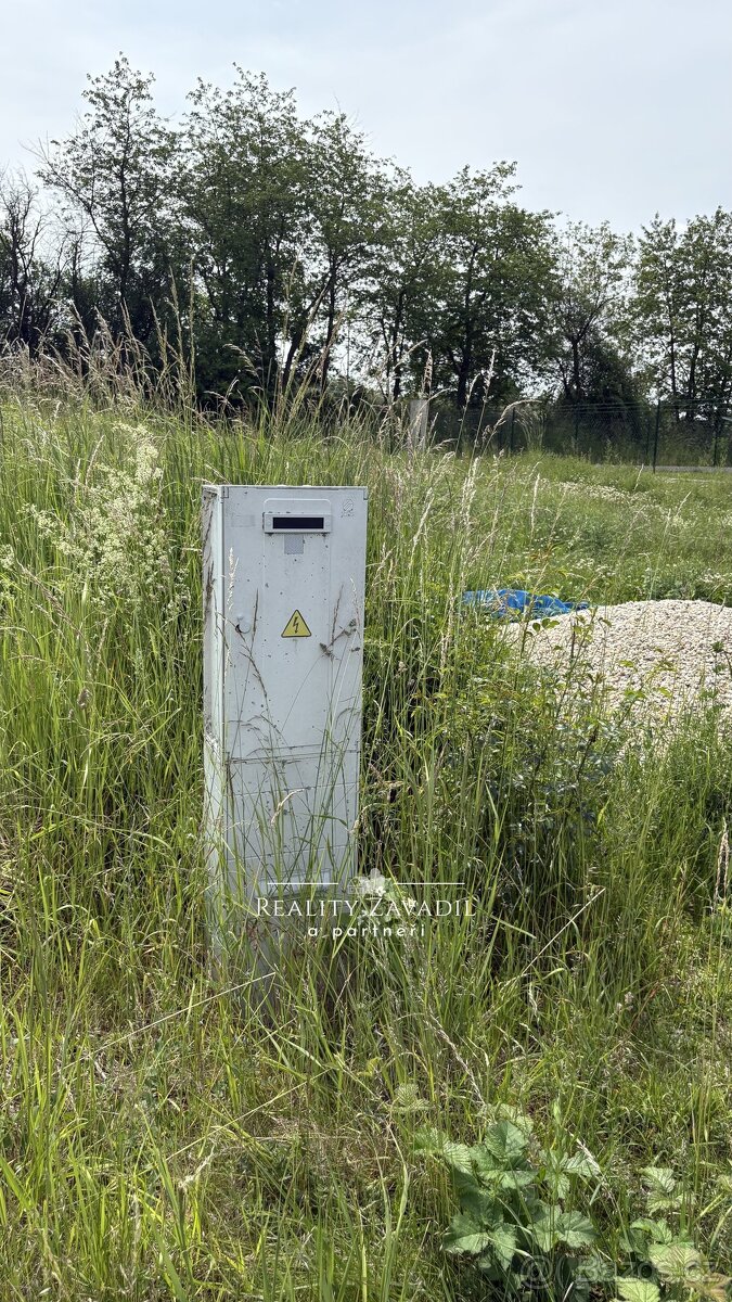 Prodej stavebního pozemku 939 m², Kouřim, ev.č. 00917 - 14